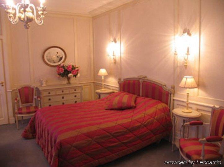 Le Clos De Bourgogne Moulins  Room photo